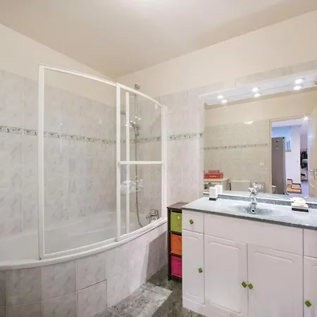 Loft & Parking Prive Apartamento *