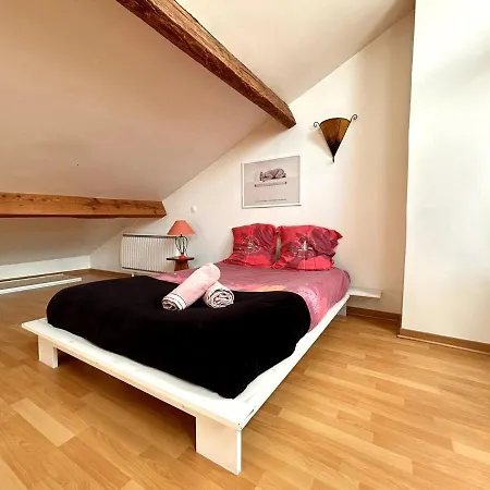 Loft & Parking Prive * Moret-sur-Loing