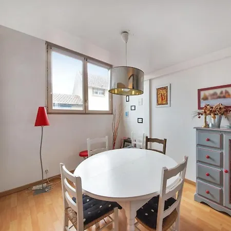 Loft & Parking Prive Apartamento