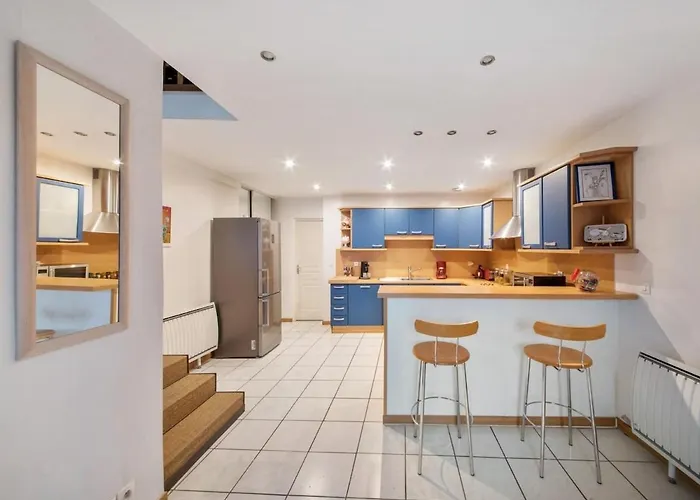 Loft & Parking Prive דירה